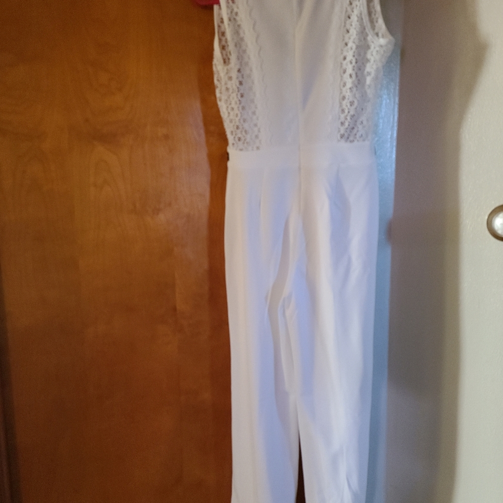 Clothing - Picture 2 of 5